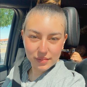 Meet your Posher, Jasmine